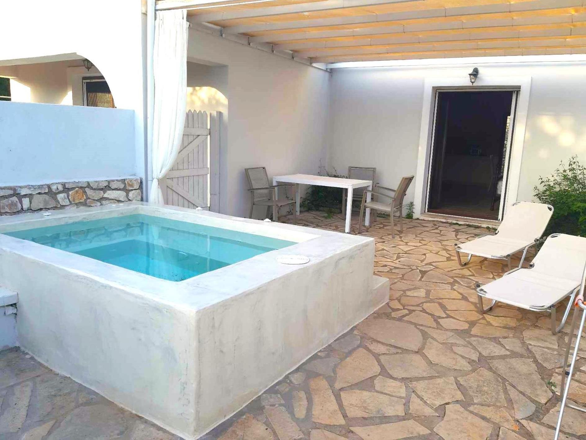 Bask In The Beauty Of Paxoi - Kirki'S Summer Retreats With Private Jacuzzis Ieromonachos Exterior foto