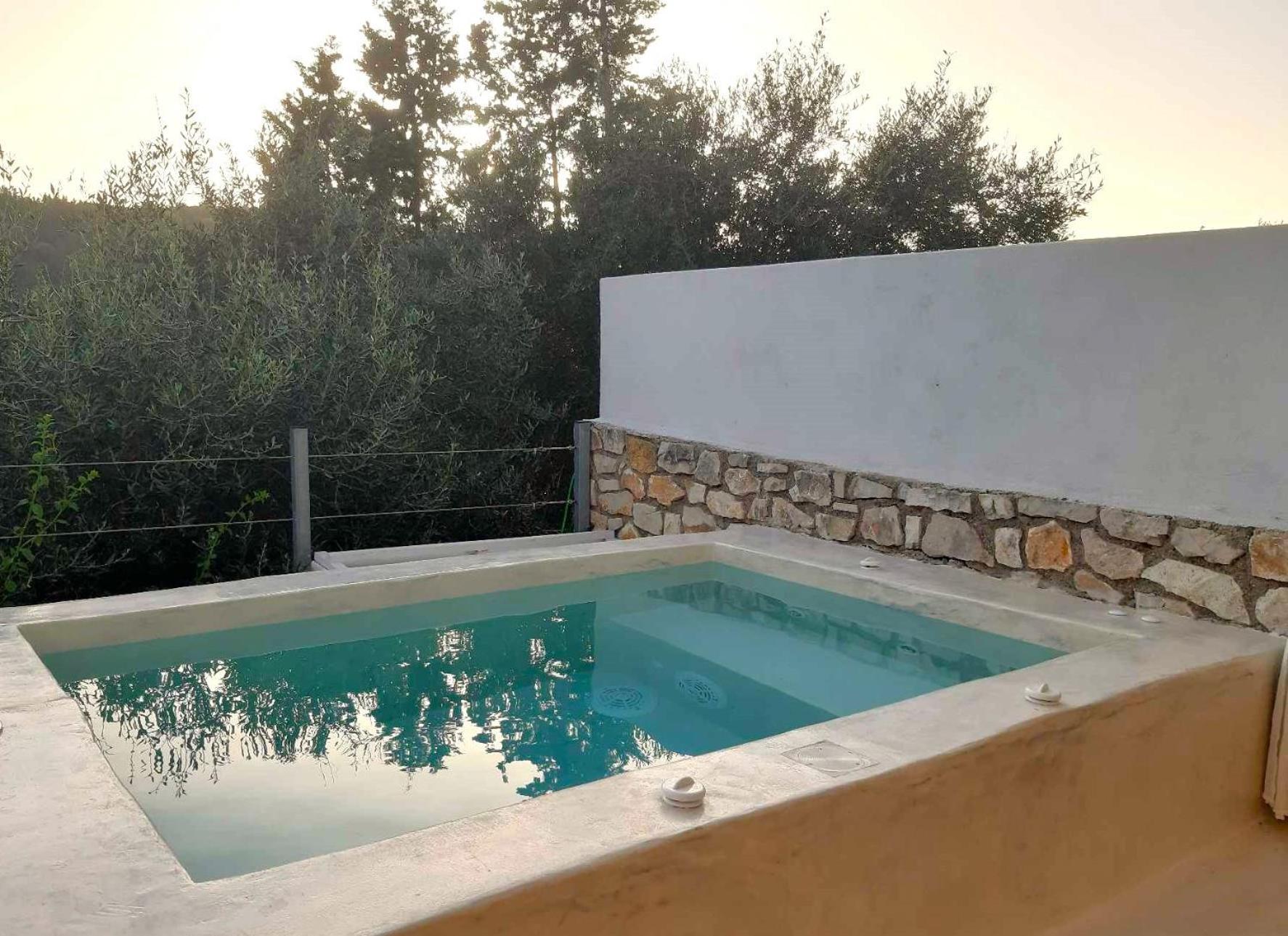 Bask In The Beauty Of Paxoi - Kirki'S Summer Retreats With Private Jacuzzis Ieromonachos Exterior foto